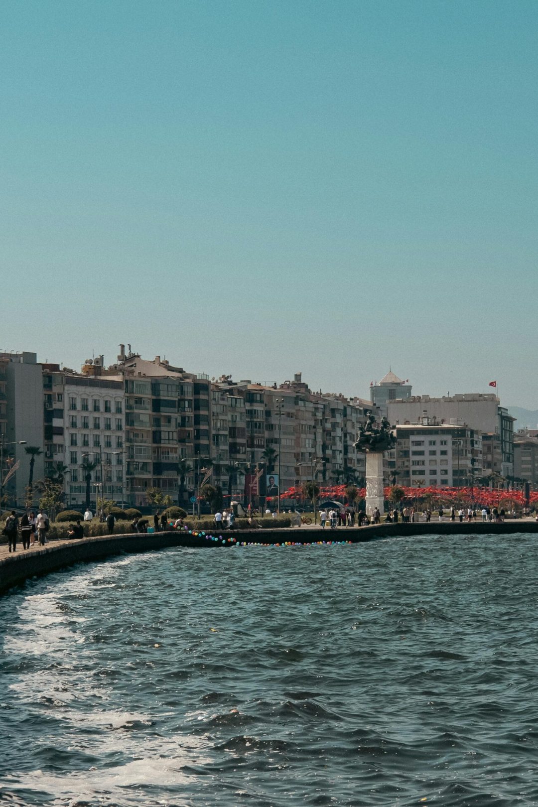Scenic view of Izmir's coastline and Kordon promenade, a popular destination after Izmir airport transfer for city tours and leisure walks.